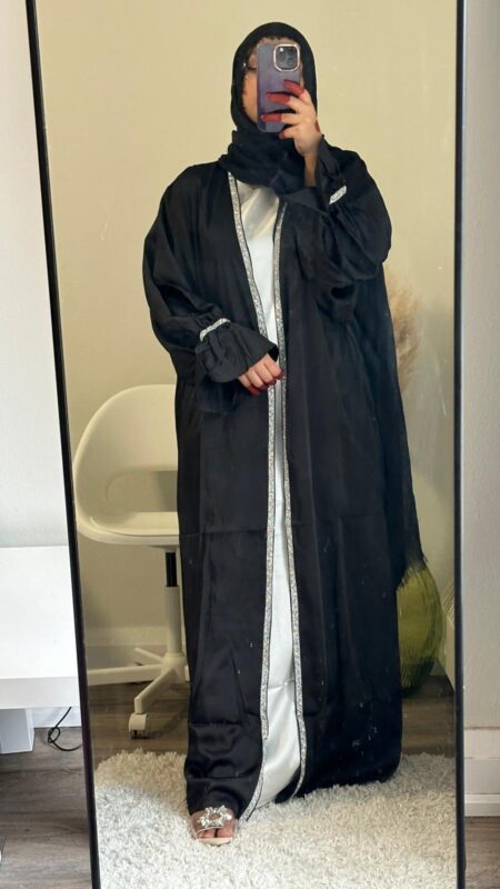 Lily front open abaya in Black