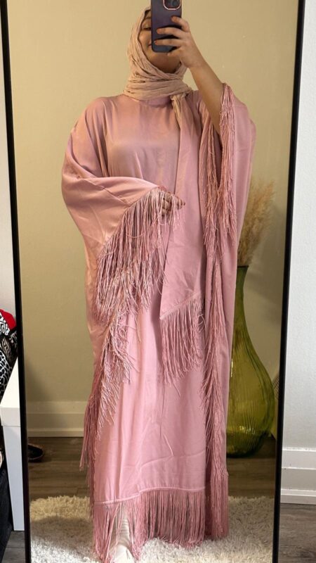 Huda tassel kaftan in Pink