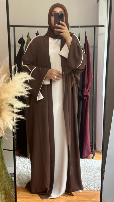 Alia abaya set in Dark Brown