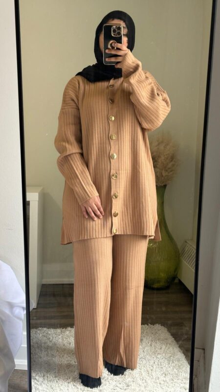 Haya knit cord set