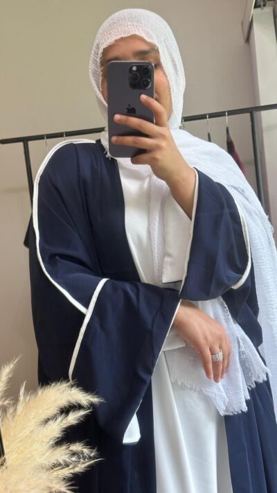 Alia abaya set in Navy Blue - Image 2