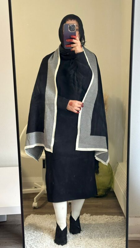 Amara knit dress in Black