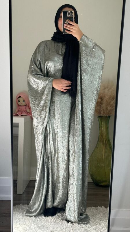Adah shimmer kaftan in Olive