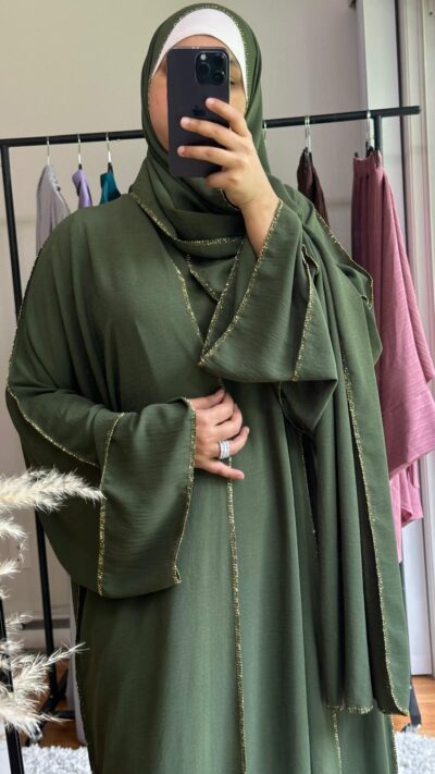 Zoya Abaya set in Dark Green - Image 3